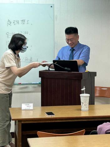 LINE_ALBUM_20231130_231206_5