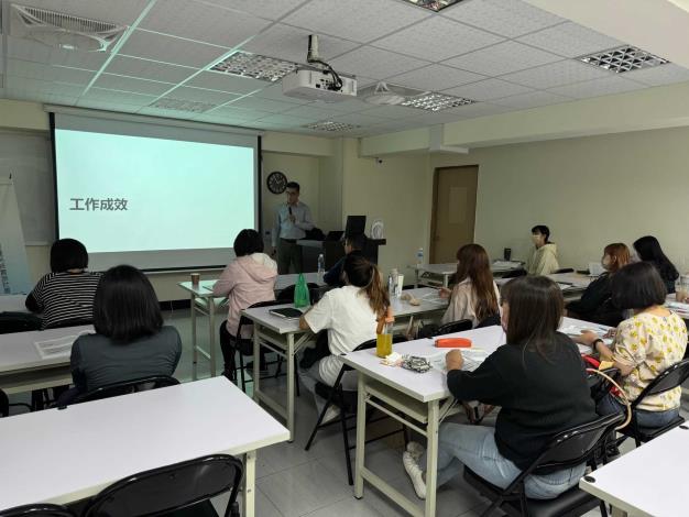 LINE_ALBUM_0315屏東說明會_240515_17