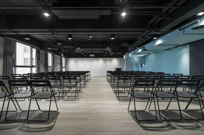 劇院型 Theater (1)