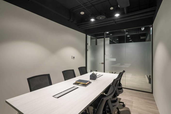 GTB Plaza 4F_Meeting Room M01
