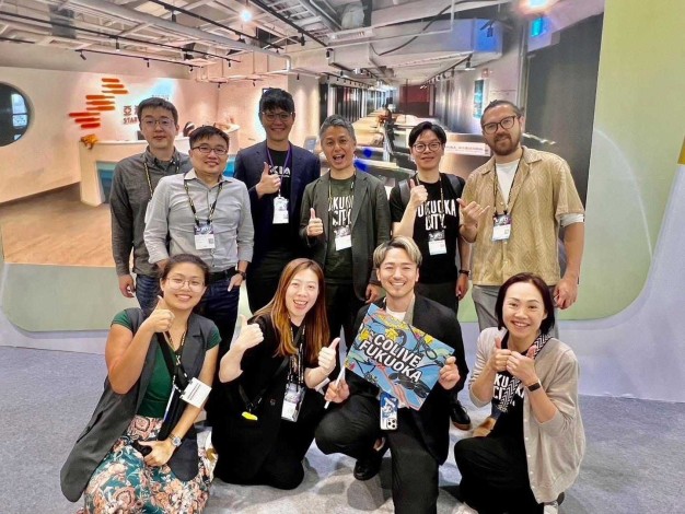 FT NEXT group photo3