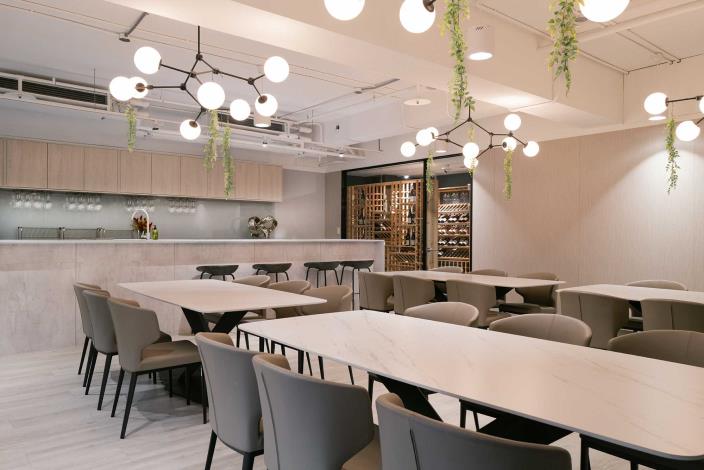 GTB PLAZA 8F_Dining & Wine Space