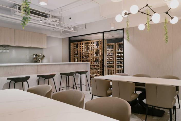 GTB PLAZA 8F_Dining & Wine Space