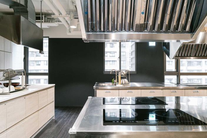 GTB Plaza 8F_Shared Kitchen